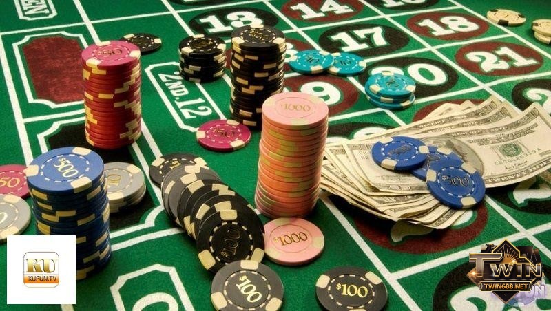 Các giải đấu poker vô cùng hấp dẫn cho người chơi tham gia